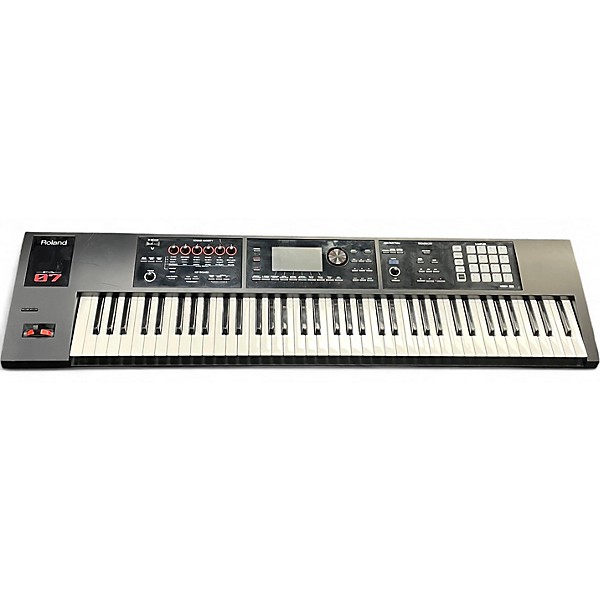 Used Roland Fantom Fa07 Keyboard Workstation