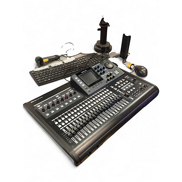 Used TASCAM DP32SD Powered Mixer