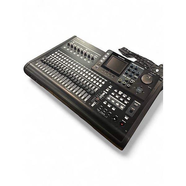 Used TASCAM DP32SD Powered Mixer