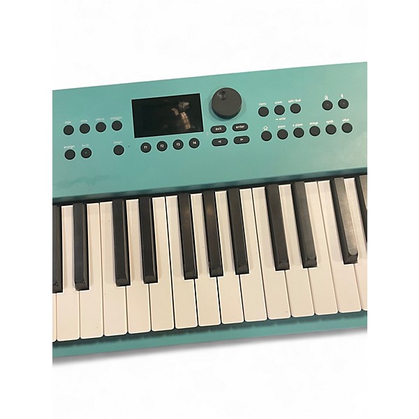 Used Roland GO:KEYS 3 Keyboard Workstation