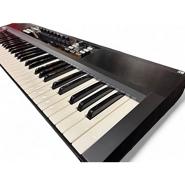 Used Native Instruments Komplete Kontrol S61 MIDI Controller