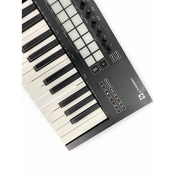 Used Novation Launchkey 25 Key MIDI Controller