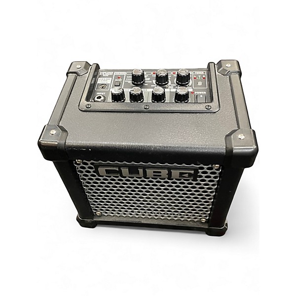 Used Roland MICRO CUBE GX Battery Powered Amp