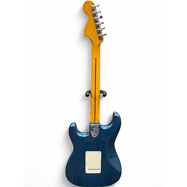Used Fender AMERICAN VINTAGE II 1973 STRATOCASTER Lake Placid Blue Solid Body Electric Guitar
