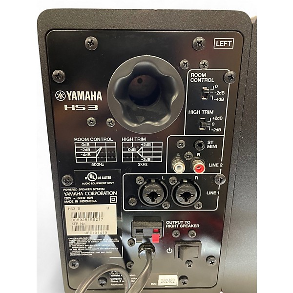 Used Yamaha HS3 3.5"  (Pair) Powered Monitor