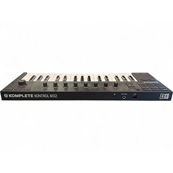 Used Native Instruments KOMPLETE KONTROL M32 MIDI Controller