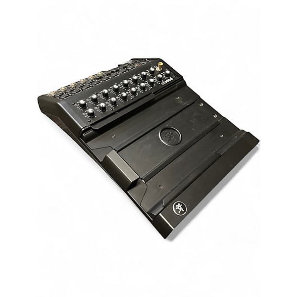 Used Mackie DL1608 Digital Mixer