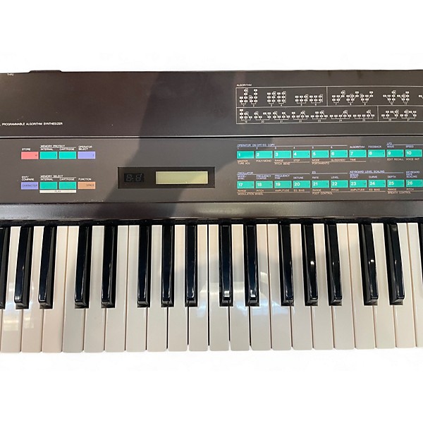 Used Yamaha DX7 Synthesizer