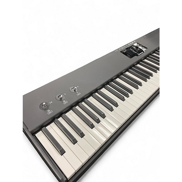 Used Studiologic SL88 STUDIO MIDI Controller