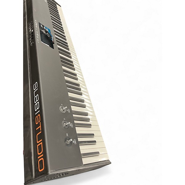 Used Studiologic SL88 STUDIO MIDI Controller