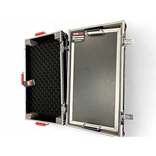 Used Gator G TOUR Pedal Board
