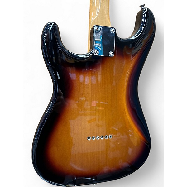 Used Fender Artist Series Robert Cray Stratocaster 3 Color Sunburst Solid Body Electric Guitar