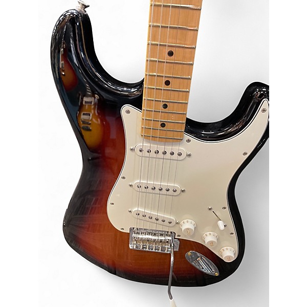 Used Fender Player Stratocaster 2 Tone Sunburst Solid Body Electric Guitar