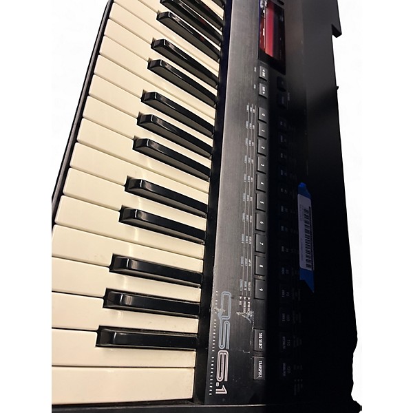 Used Alesis QS6.1 Keyboard Workstation