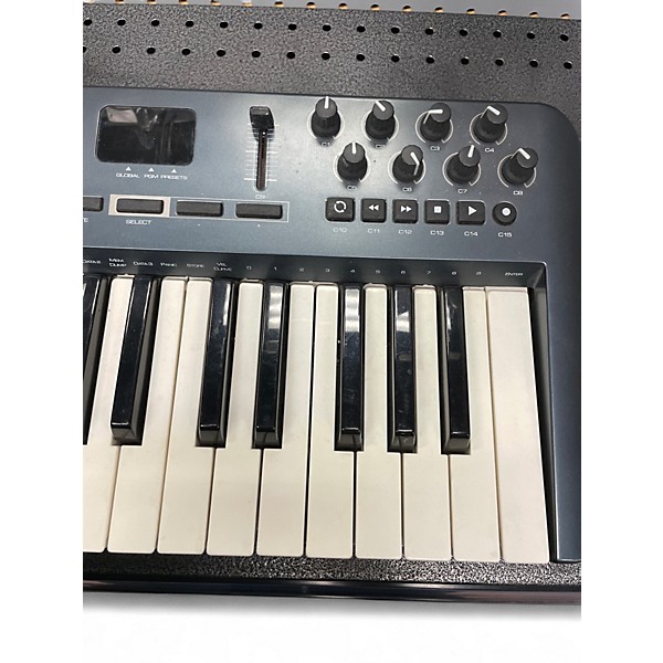 Used M-Audio Oxygen 25 Key MIDI Controller