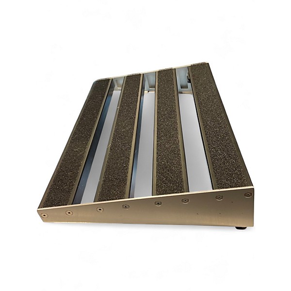 Used D'Addario XPND 2 Pedal Board