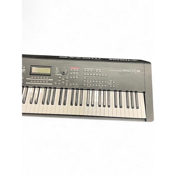 Used Yamaha MOX8 88 Key Keyboard Workstation