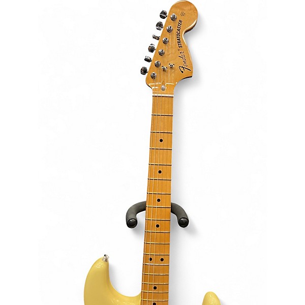 Used Fender Vintera II 70s Stratocaster Vintage White Solid Body Electric Guitar