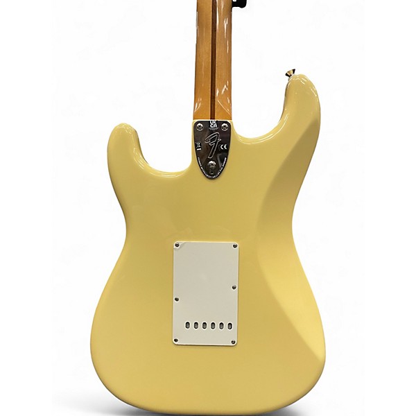 Used Fender Vintera II 70s Stratocaster Vintage White Solid Body Electric Guitar