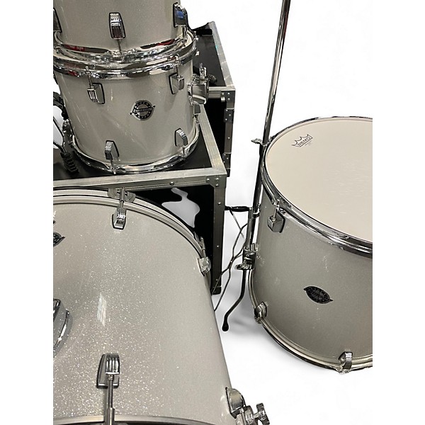 Used Ludwig 5 Piece Accent Silver Drum Kit