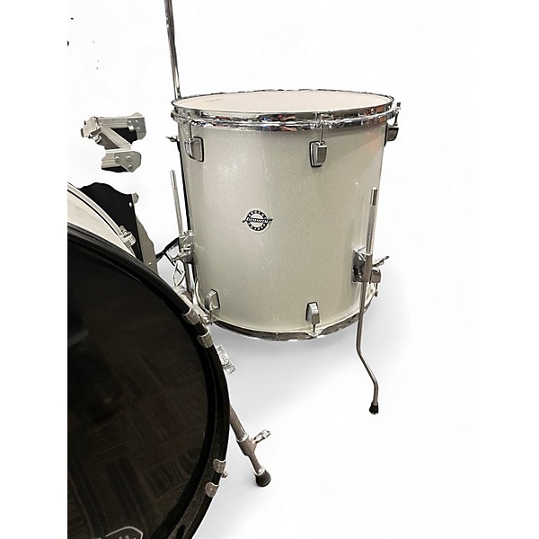 Used Ludwig 5 Piece Accent Silver Drum Kit