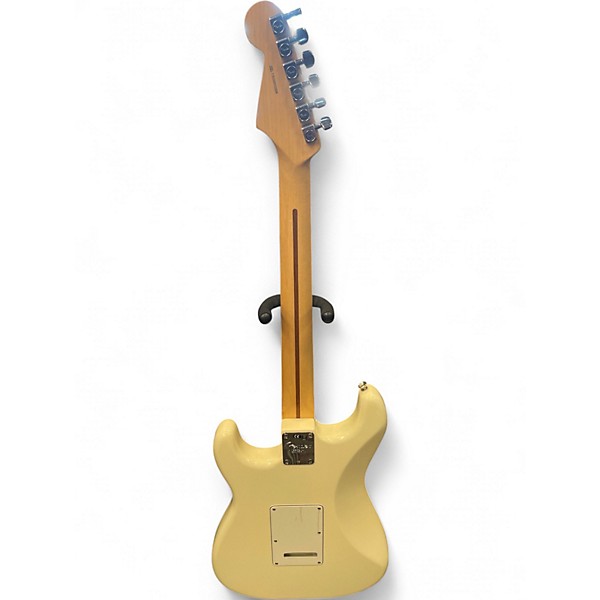 Used Fender American Professional Stratocaster HSS Shawbucker Olympic White Solid Body Electric Guitar