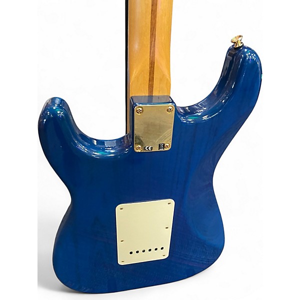 Used Fender Deluxe Stratocaster Blue Sapphire Solid Body Electric Guitar