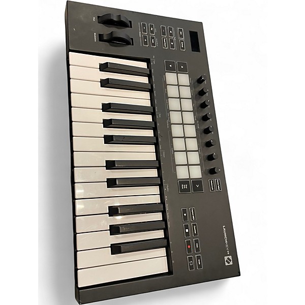 Used Novation Launchkey 25 Key MIDI Controller