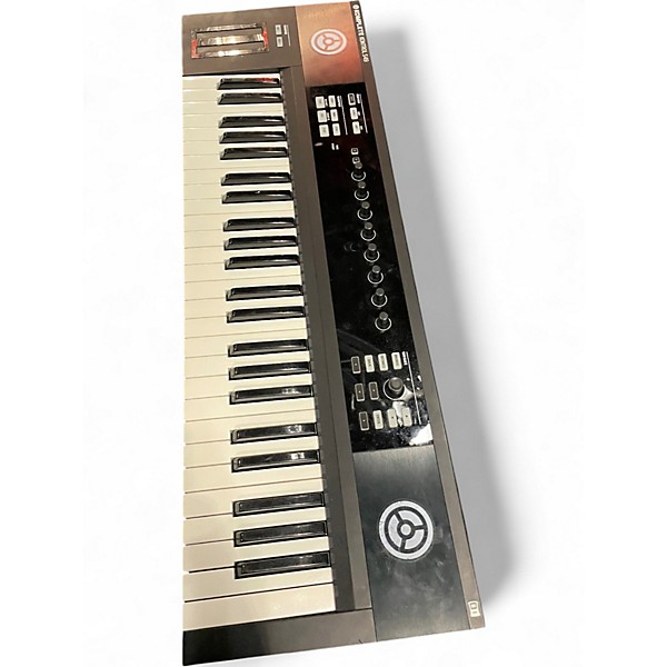Used Native Instruments Komplete Kontrol S49 MIDI Controller