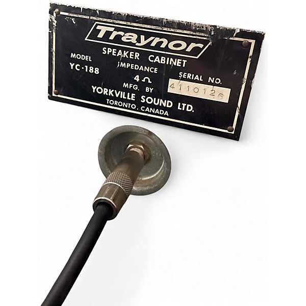 Used Traynor YC-188 Bass Cabinet