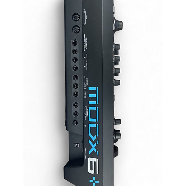 Used Yamaha Modx6+ Keyboard Workstation