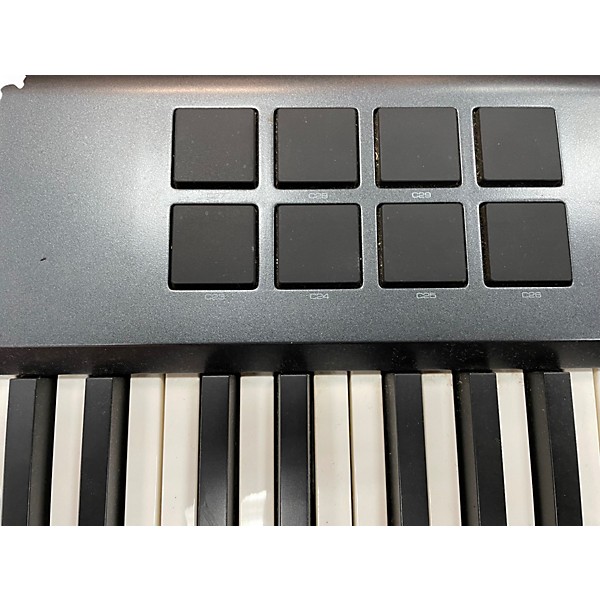Used M-Audio Axiom 61 Key MIDI Controller