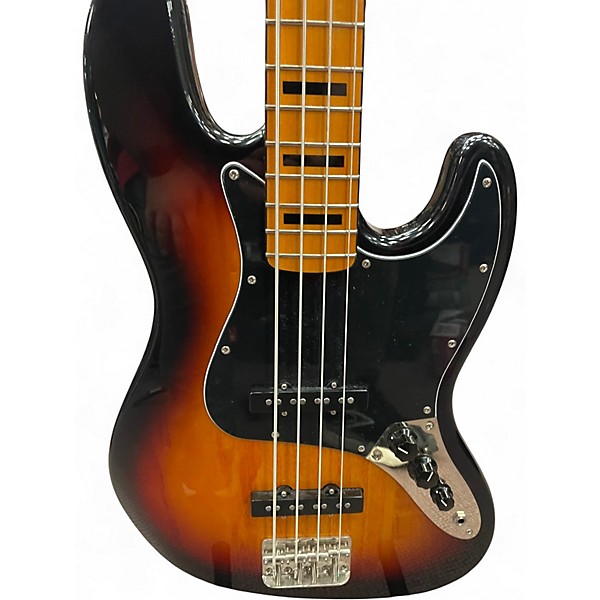 Used 2023 Squier Classic Vibe 70s Jazz Bass 3 Tone Sunburst Electric Bass Guitar