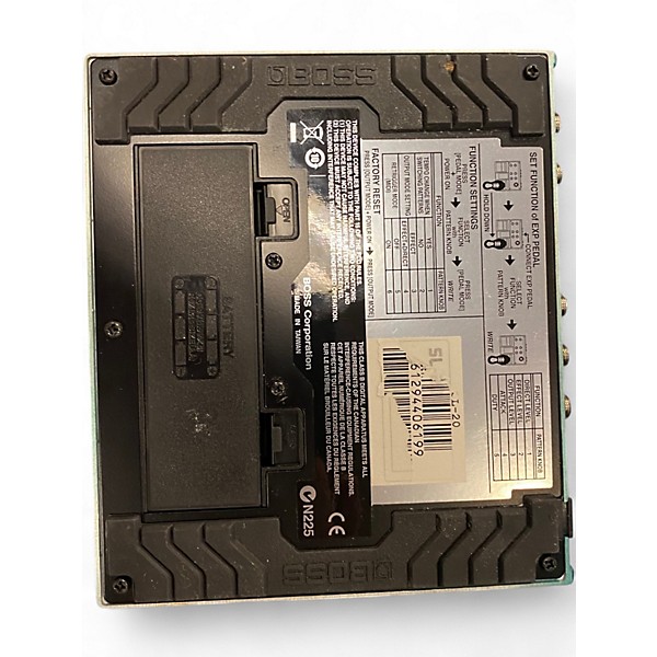 Used BOSS SL20 Slicer Twin Pedal