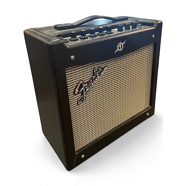 Used Fender Mustang I V2 20W 1X8 Guitar Combo Amp