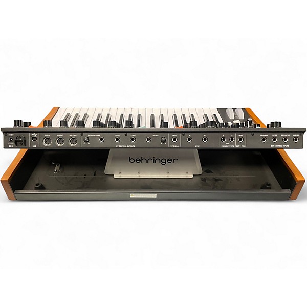 Used Behringer POLY D Synthesizer