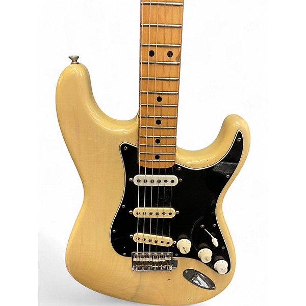 Vintage 1974 Fender STRATOCASTER Olympic White Solid Body Electric Guitar