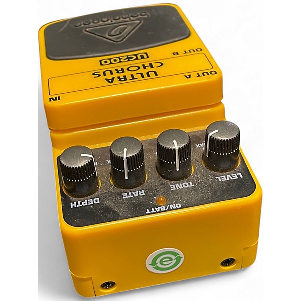 Used Behringer UC200 Stereo Chorus Effect Pedal