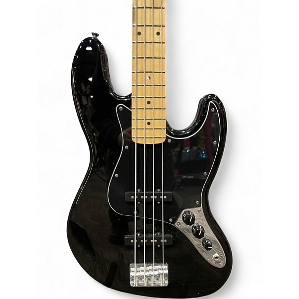 Used Fender Standard Jazz Bass Black Electric Bass Guitar