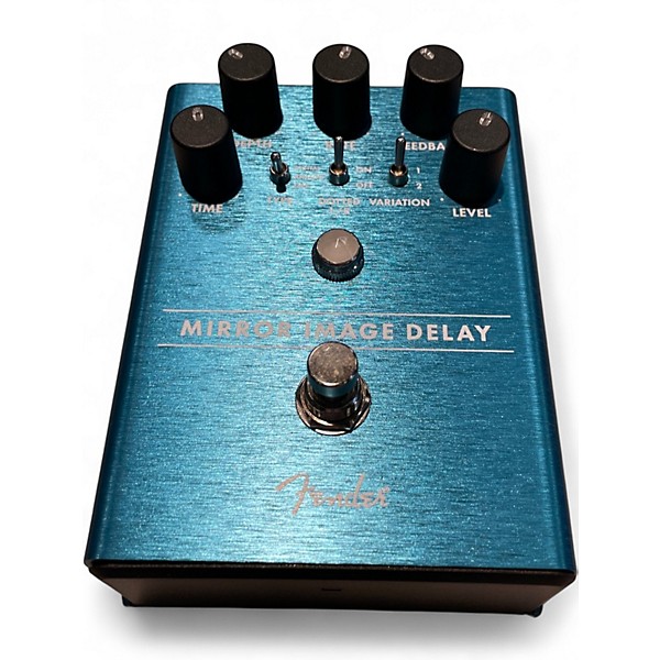 Used Fender MIRROR IMAGE DELAY Effect Pedal