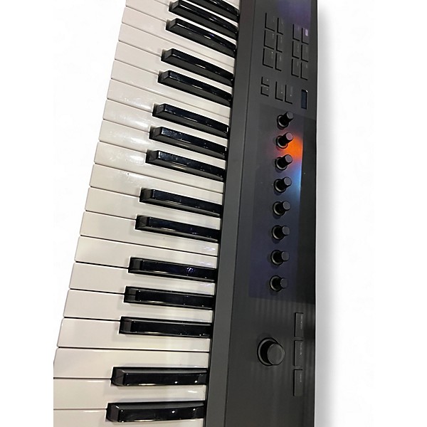 Used Native Instruments Komplete Kontrol S49 MIDI Controller