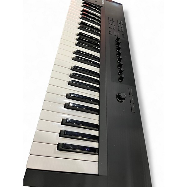 Used Native Instruments Komplete Kontrol S49 MIDI Controller