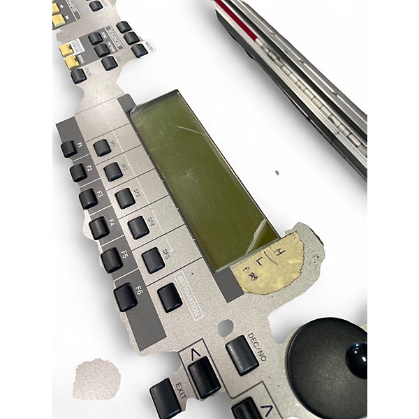 Used Yahmaha  MOTIF 6 Keyboard Workstation