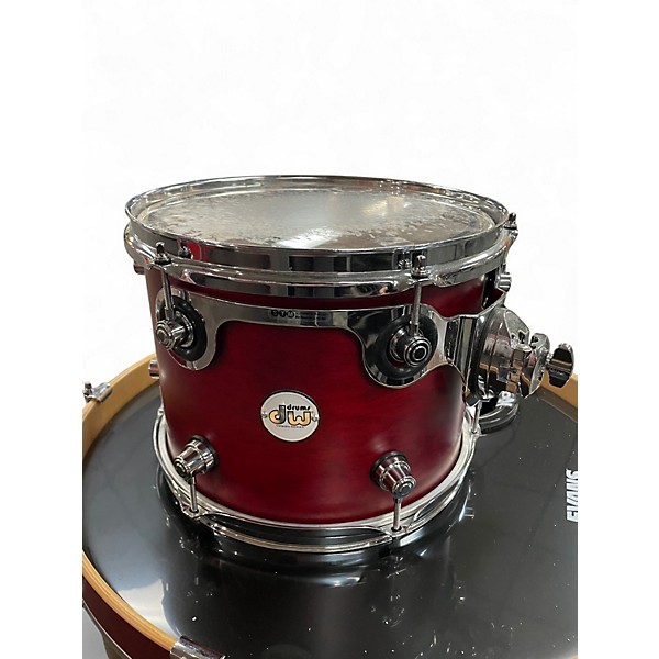 Used DW 5 Piece Design Series crimson red Drum Kit