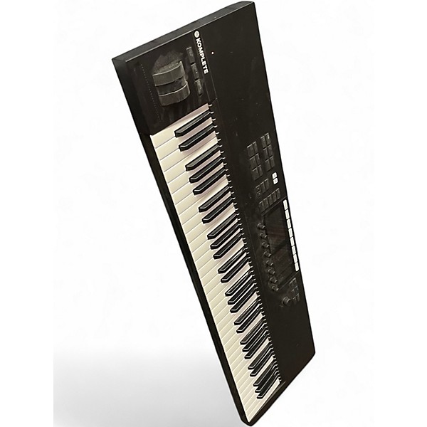 Used Native Instruments Komplete Kontrol S61 MK2 MIDI Controller