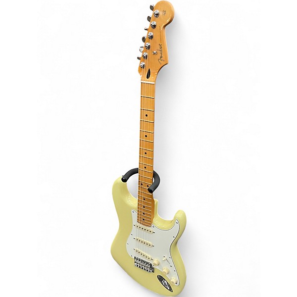 Used Fender PLAYER II Yellow Solid Body Electric Guitar