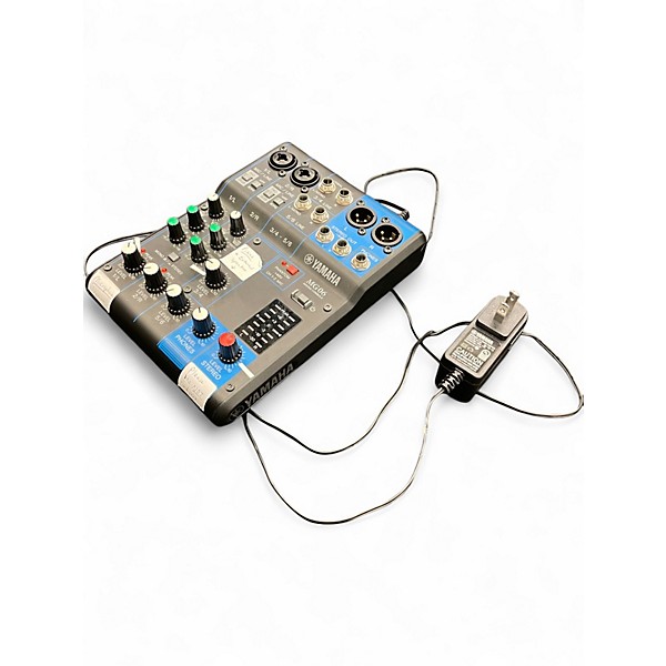 Used Yamaha MG06 Powered Mixer