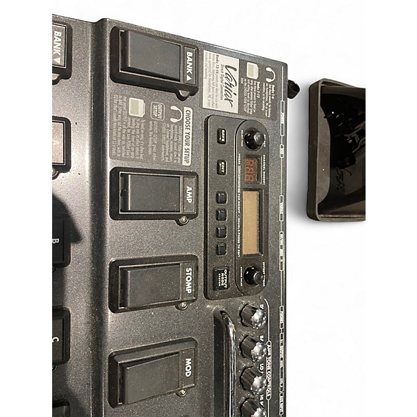 Used Line 6 Bass Pod XT Live Bass Effect Pedal