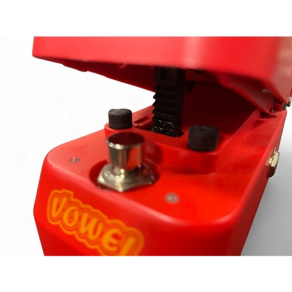 Used Donner Vowel Pedal