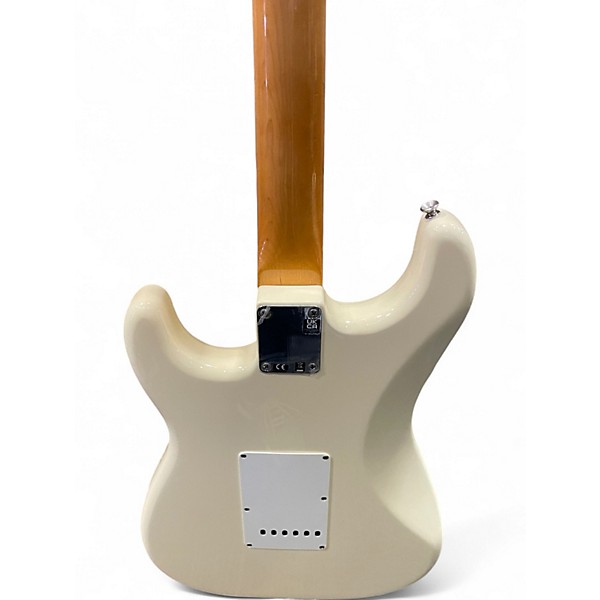Used 2023 Fender VINTERA II White Solid Body Electric Guitar